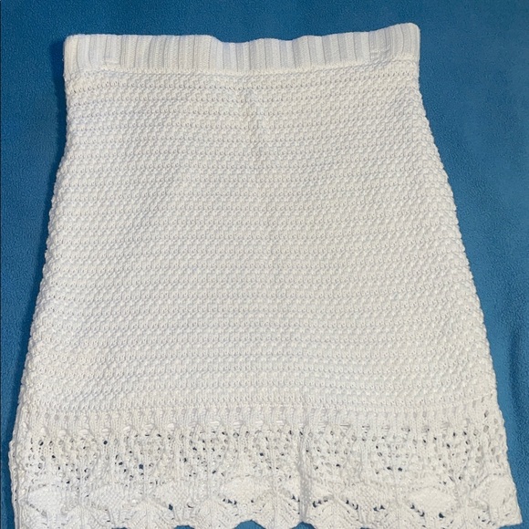 Hollister size XS vintage two-piece white crocheted cotton tank top & skirt - Picture 11 of 15